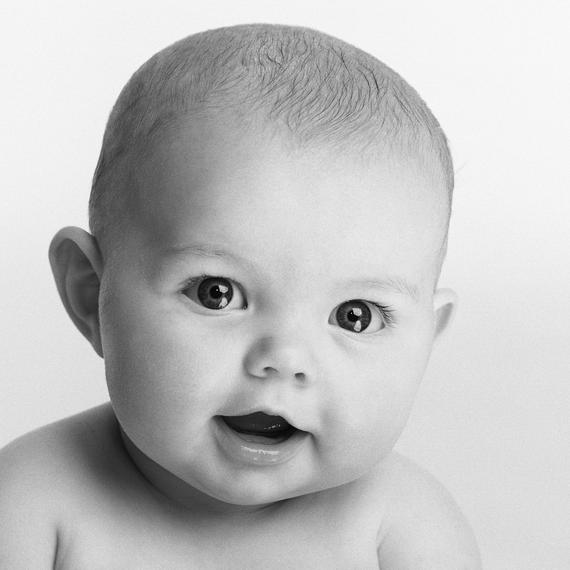 Baby Portrait; black & white; close-up