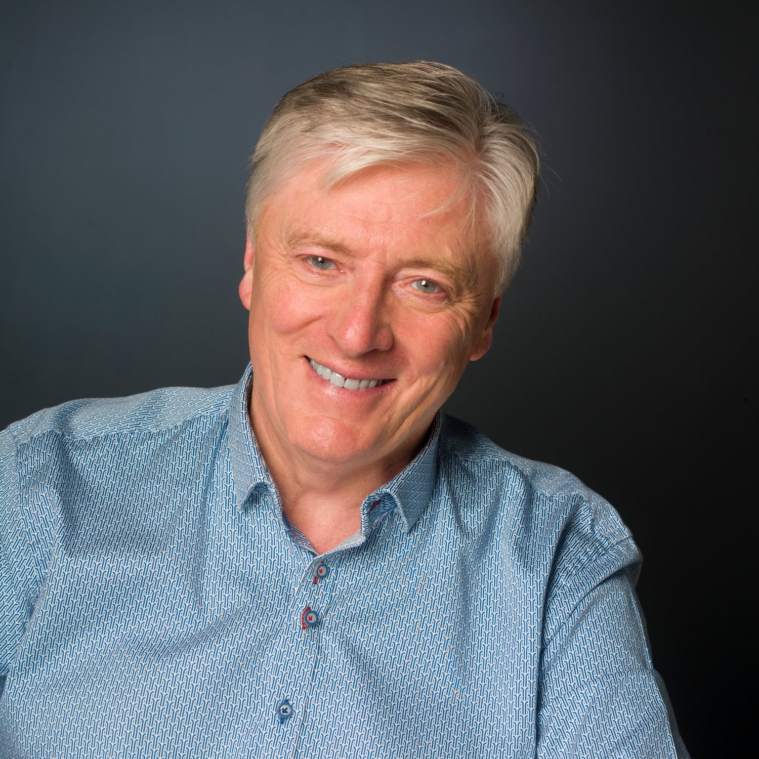 Broadcaster Pat Kenny colour headshot.
Publicity and business profile portrait session PHOTOGENIC Dalkey Dublin