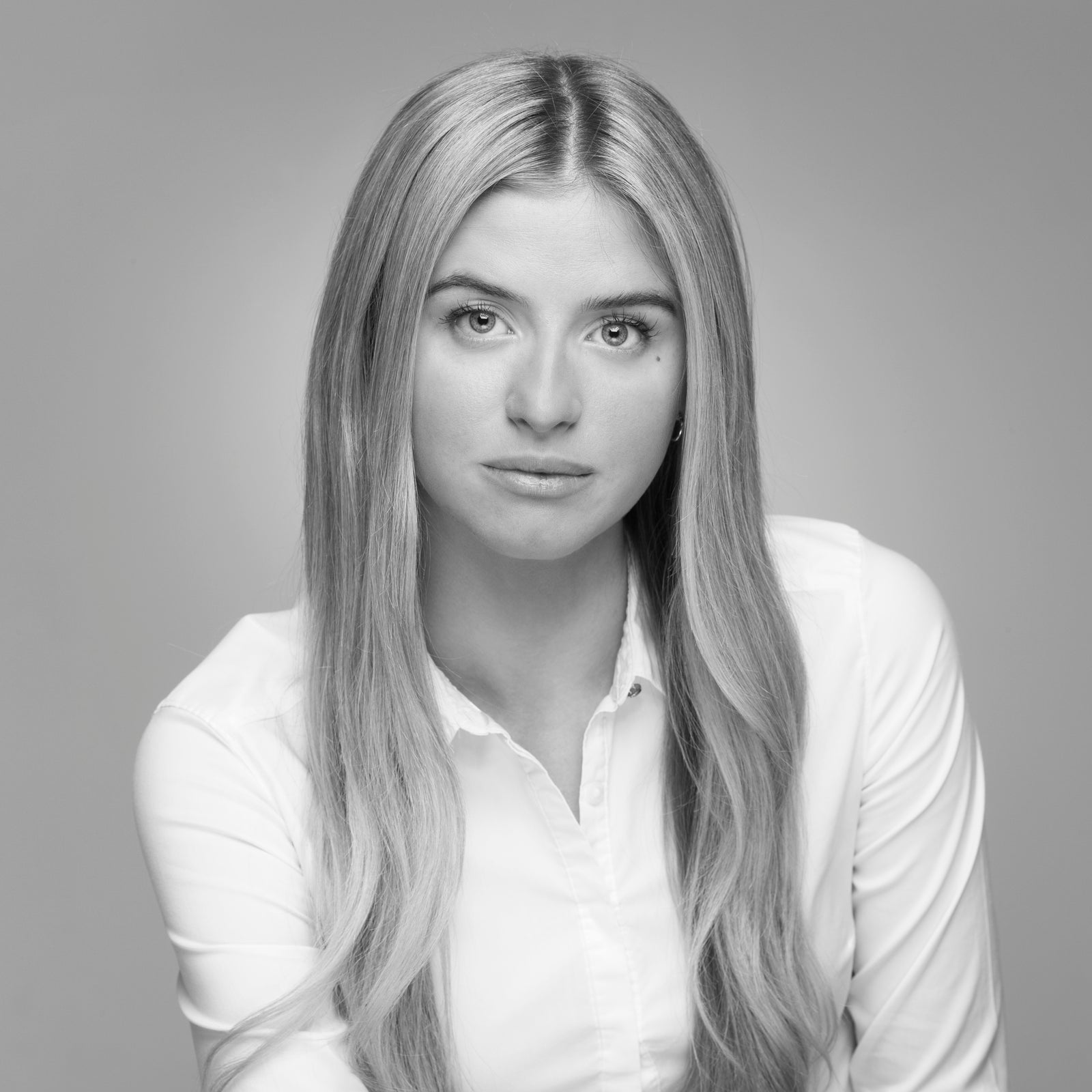 Profile Business Portrait of a young woman by PHOTOGENIC Photographers, Dalkey, Co Dublin