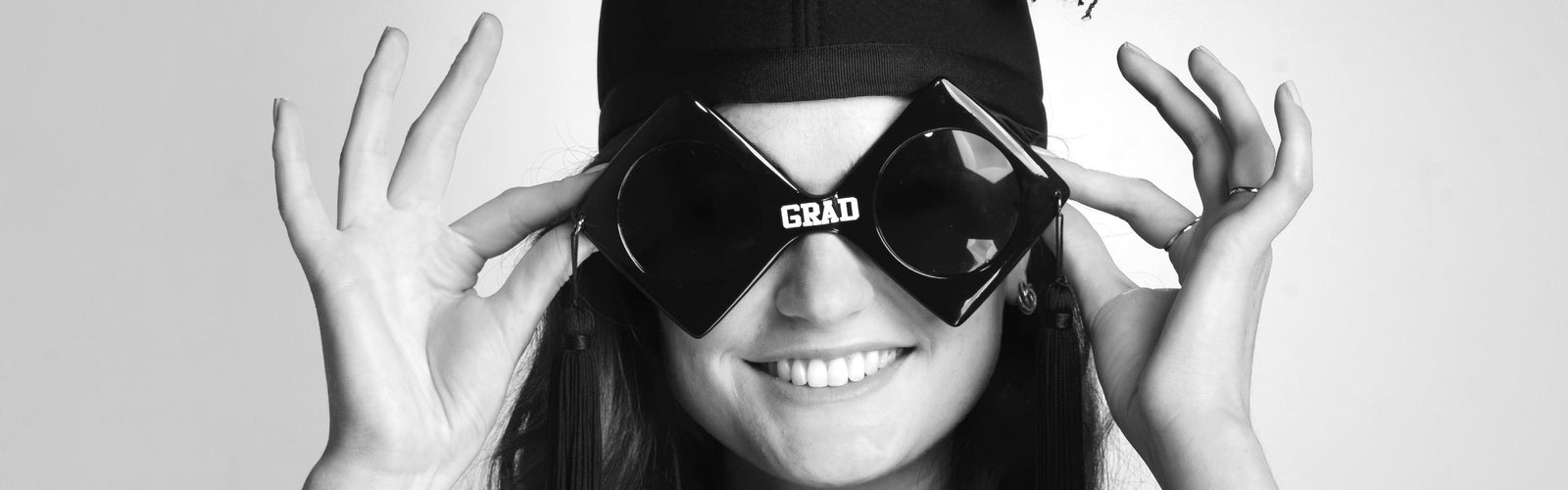 Graduation Portrait in black and white by PHOTOGENIC Dalkey